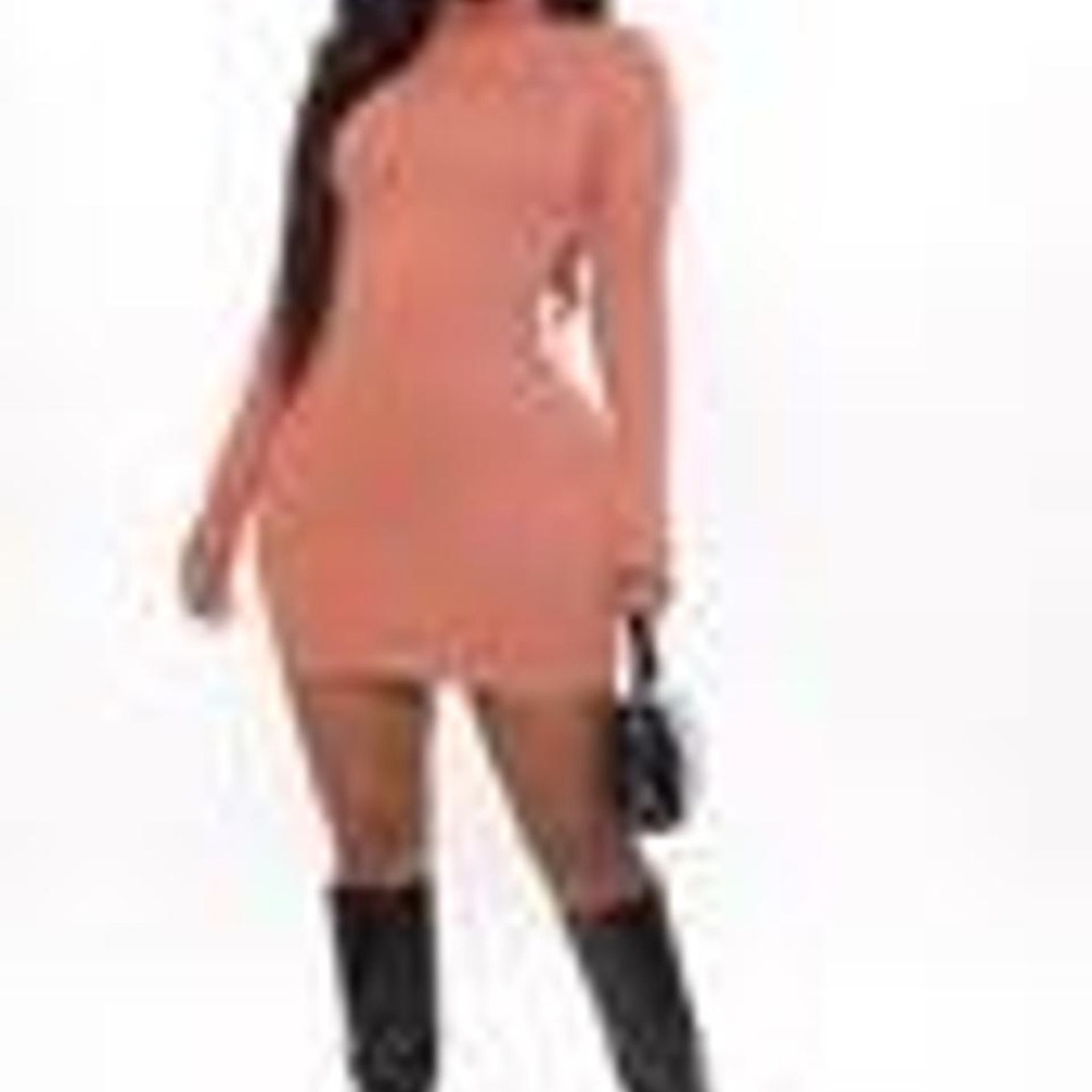 Elegant Coral Long Sleeve Dress